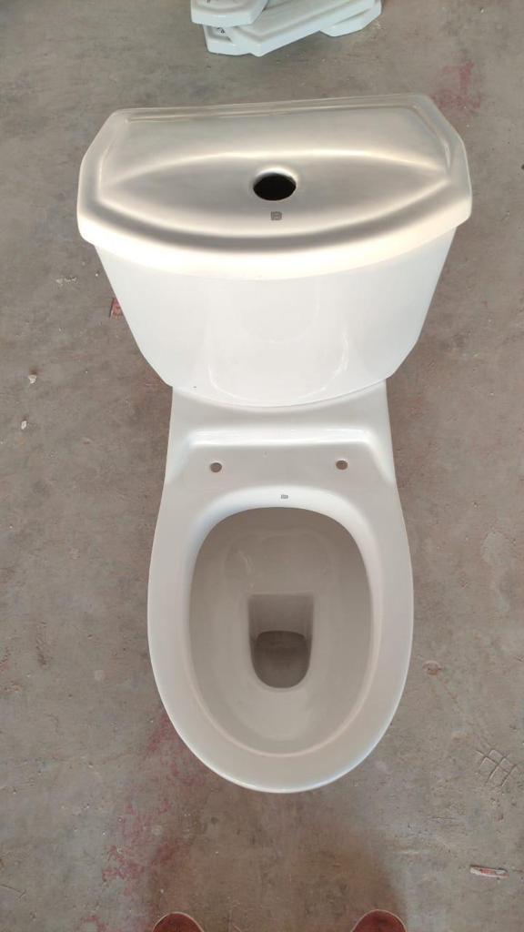 Expertly Made & Dual Flushing System S Trap & P Trap High Durability Aqua EWC Two Piece Water Closet Factory Supply