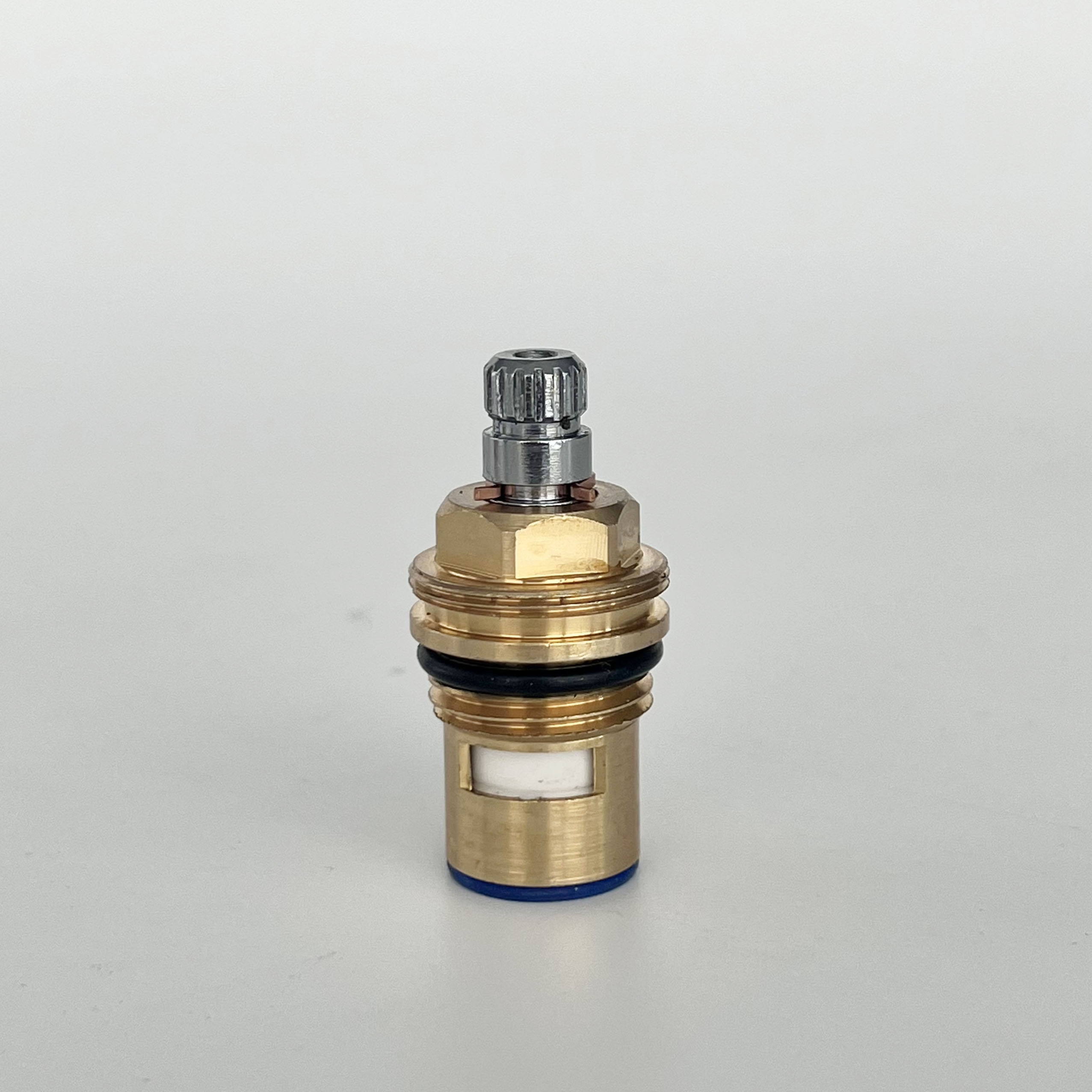 Fast open brass sanitaryware fitting ceramic disk faucet ceramic cartridge mixer valve