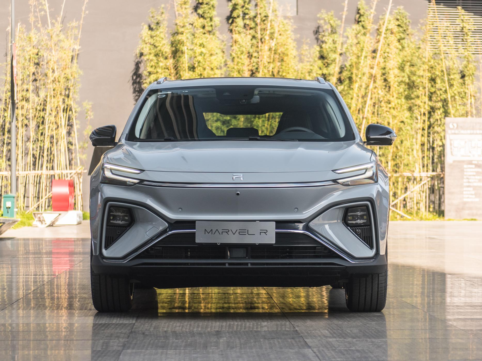 China Good Reputation ROEWE Feifan Rising Auto MARVEL R EV Cars 505km  222kW Big Power Quick Charging Pure Electric Medium SUV