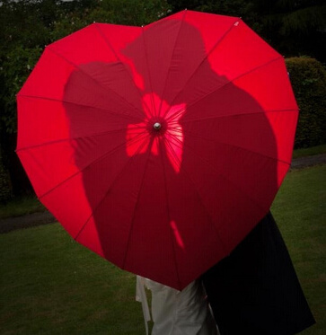 latest umbrella designs sweet and romantic heart shape wedding umbrella