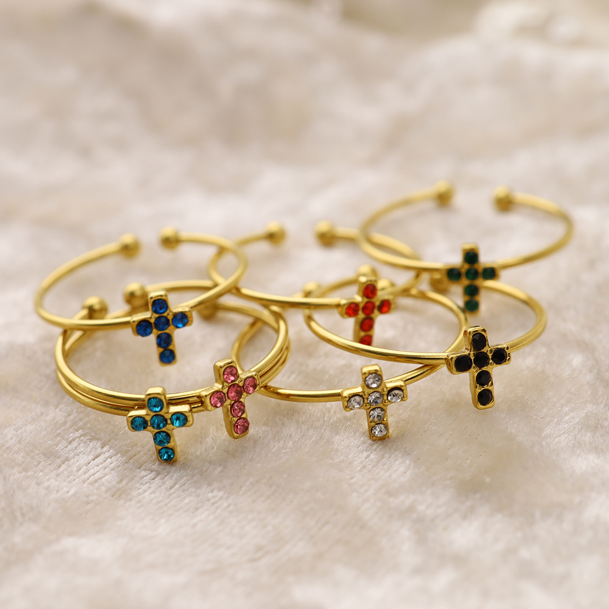 European And American New Style Cross Stainless Steel Rings 18K Gold Plated Crystal Inlay Thin Open Rings For Women