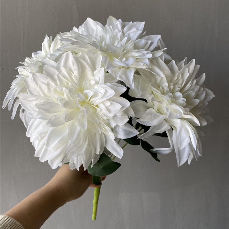 Wholesale Wedding Decoration Artificial Diamond Roses Flower Bunch White 9 Head Fake Silk Flowers Bouquet For Home Party