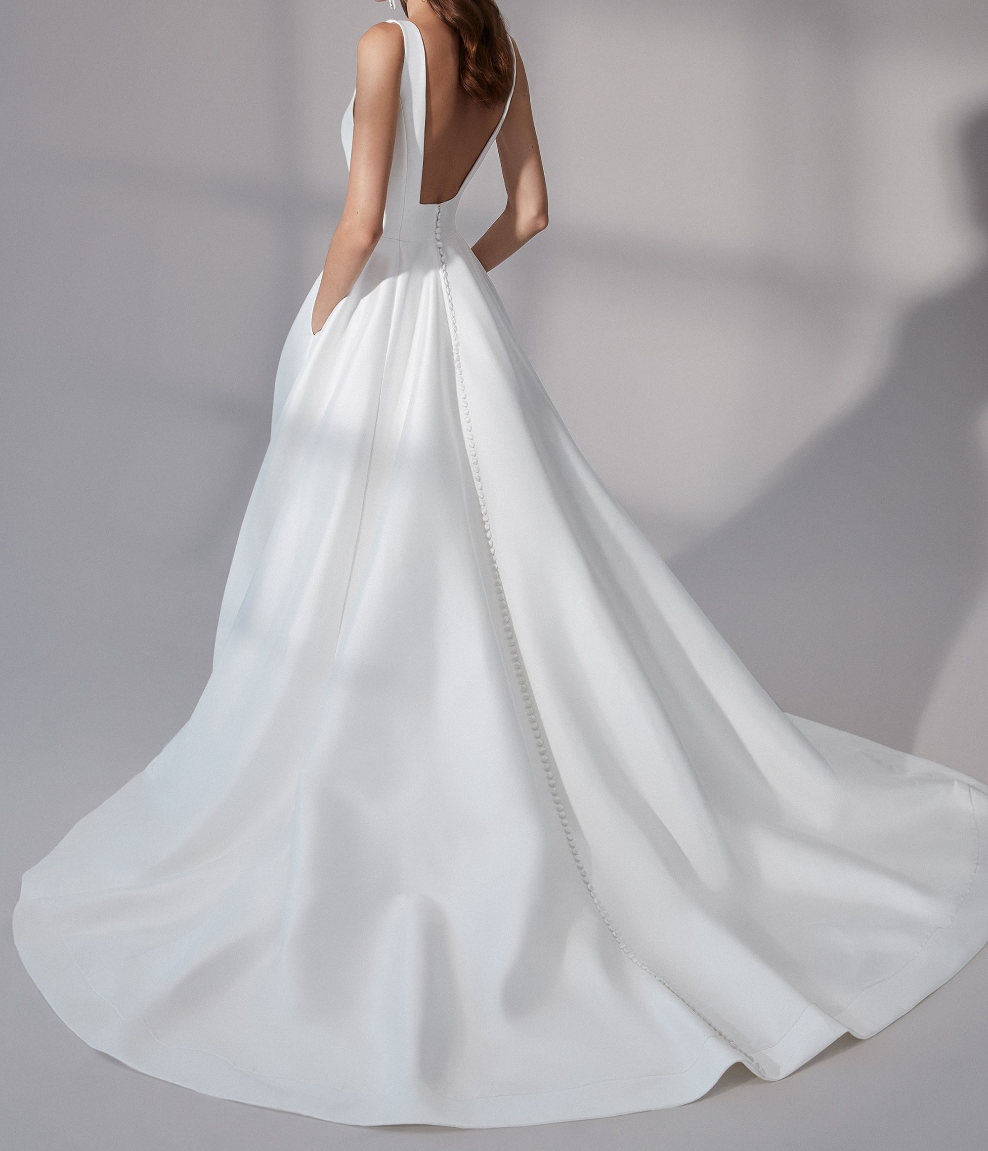 Simple Bridal Wedding Dress Satin Stretch Mikado Ball Gown with Square Neckline Beach Bridal Gowns With Detachable Tail