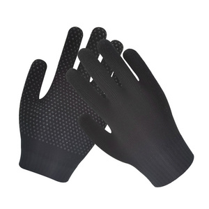 Adults Winter Magic Stretch Gloves and Mittens with Rubber Dots on Palm Hot selling