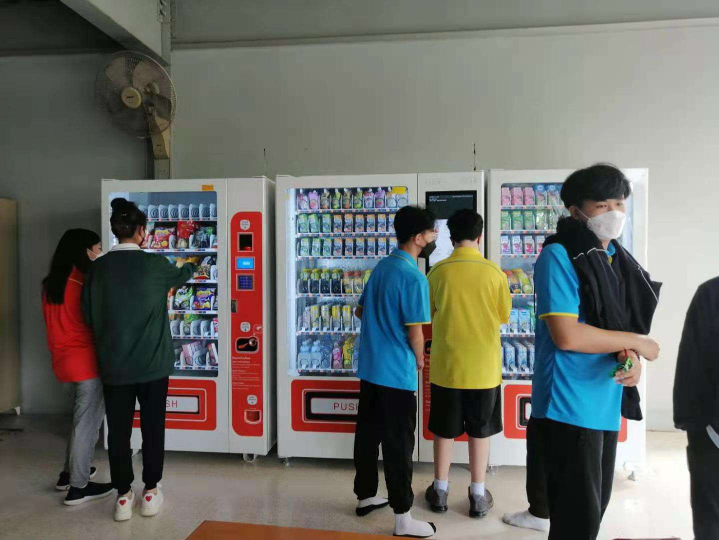 OEM Factory Self-service convenience store foods combo vending machine snacks and drinks shelf vending machine