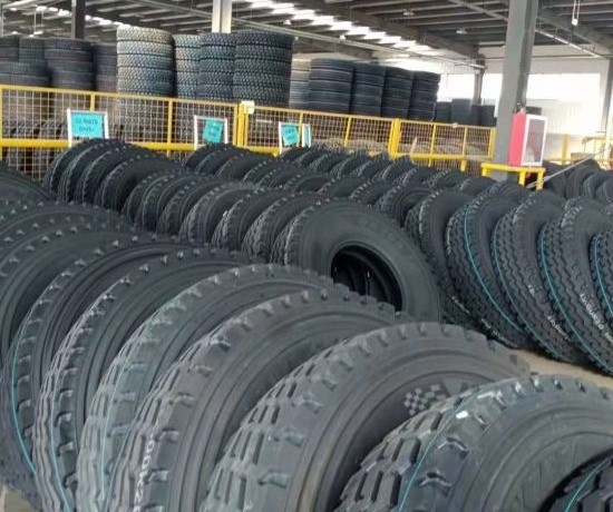 Hot Sale 100% Indonesian Made Cold Press Premium Global Layer Retread Heavy Vehicle Truck Bus Tyre Tire Medium Cost Other Wheels