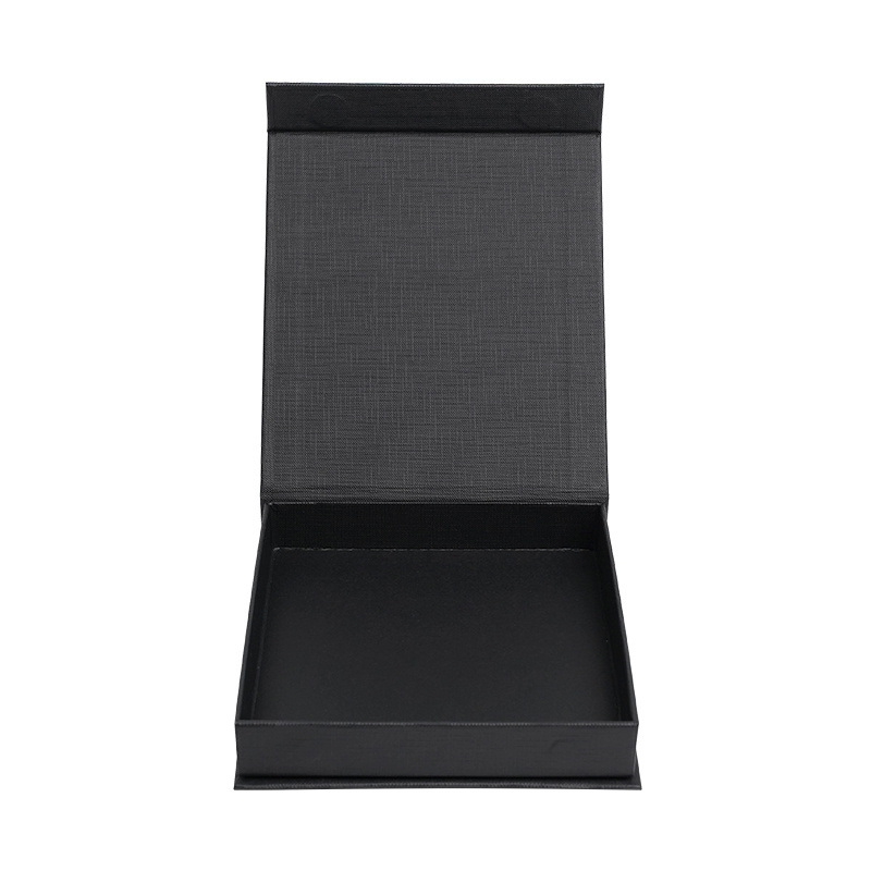 Free Sample White Black Gift Packaging Boxes with Magnetic Flap Rigid Cardboard Paper Boxes