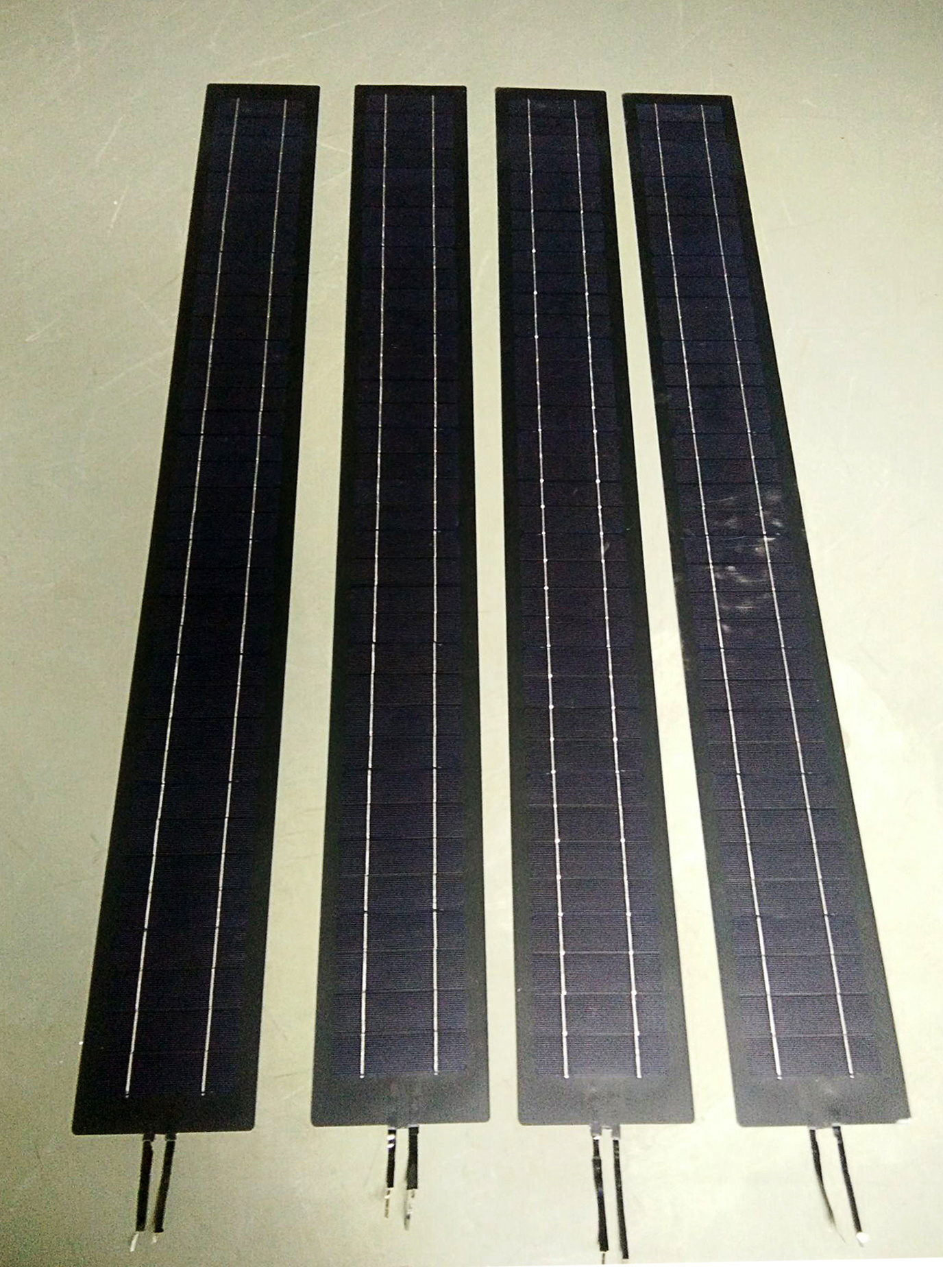 Thin Flim Fully flexible Solar Panel 25W customized Rolling solar panel flexible solar panel