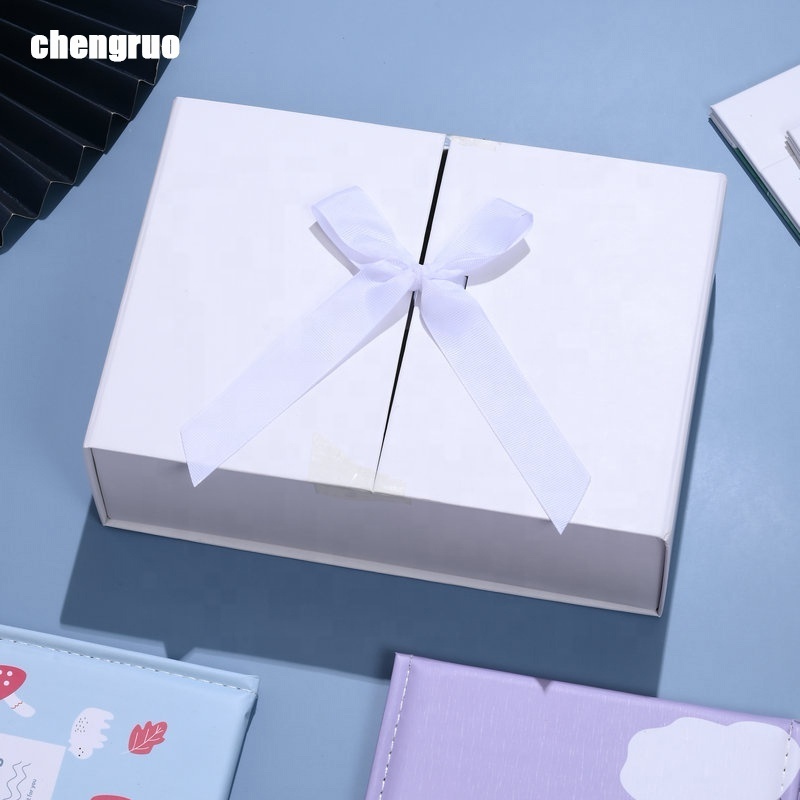 Chengruo Stock Cajas Para Regalo Saint Valentin Double door Foldable Book Style Gift Packaging Paper Box With Ribbon