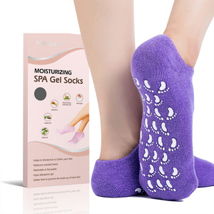 Beauty and Personal Care Moisturizing Spa Gel Socks and Gloves for Feet and Hands