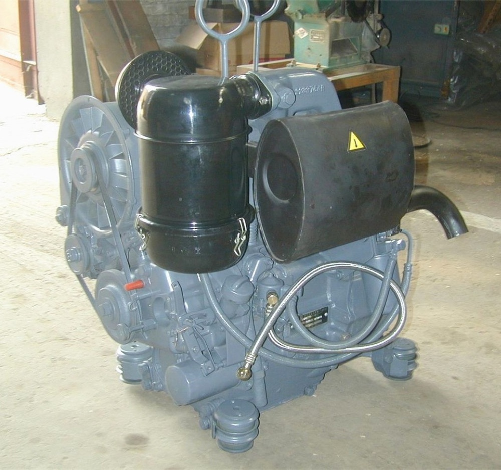 F2L511 deutz 2 cylinder 4 stroke diesel engine for sale