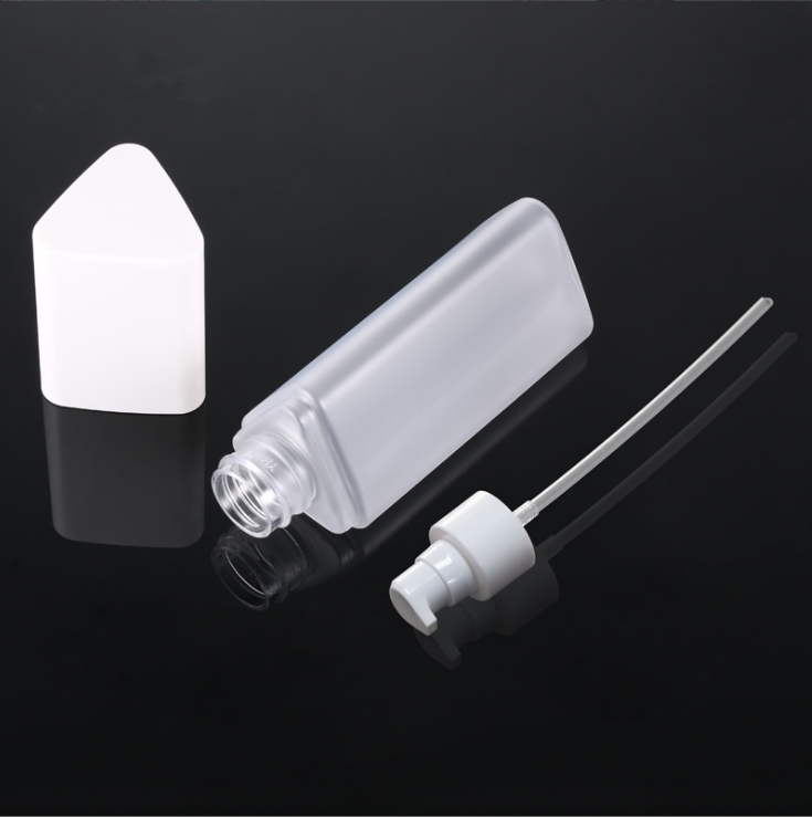 30ml 150ml new perfume bottle package plastic PET bottles for cosmetics lotion triangle flask skincare flasks