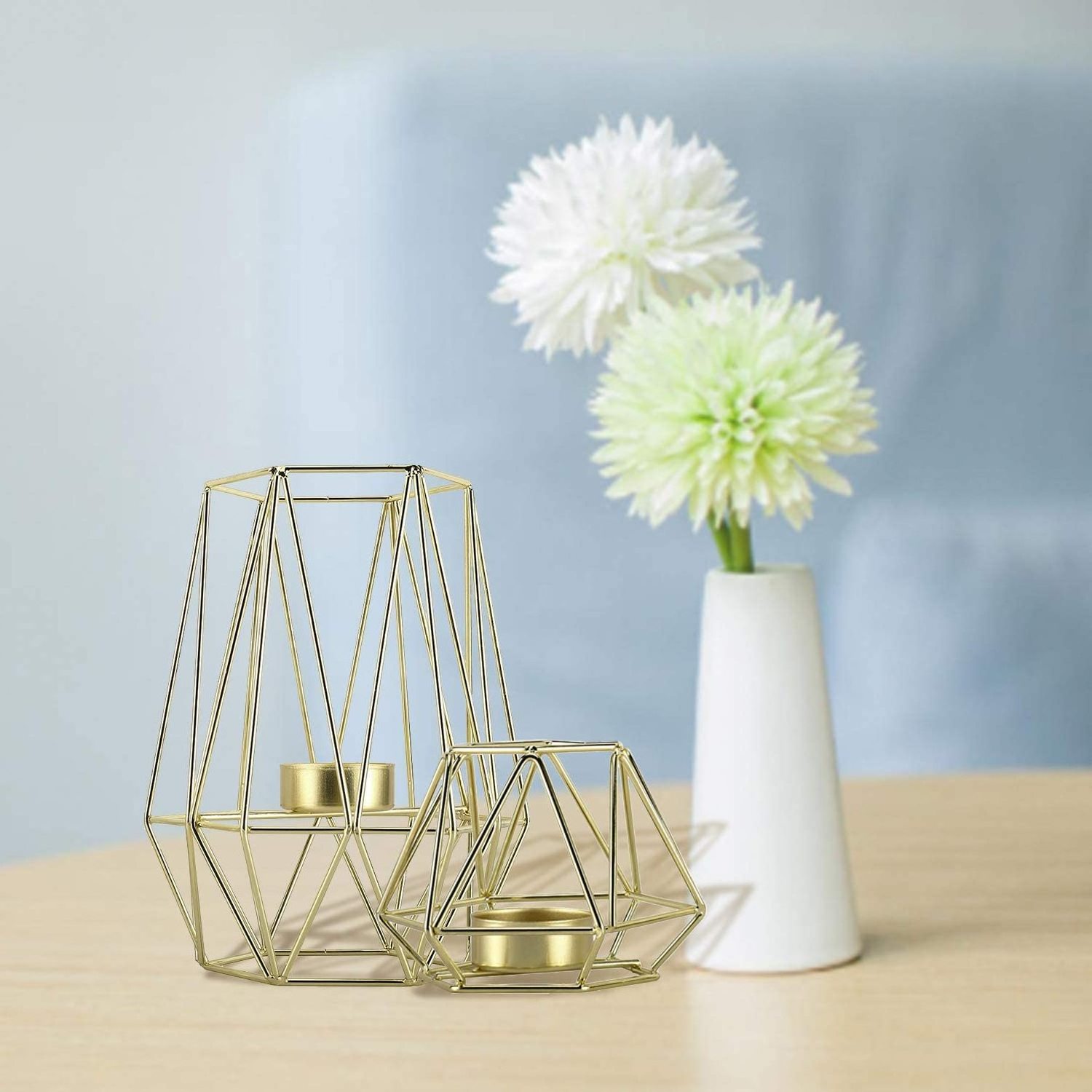 Christmas Wedding Centerpiece Luxurious Metal Wire Iron Tealight Candle Holders Gold Geometric Shape Candle Holders Set of 2