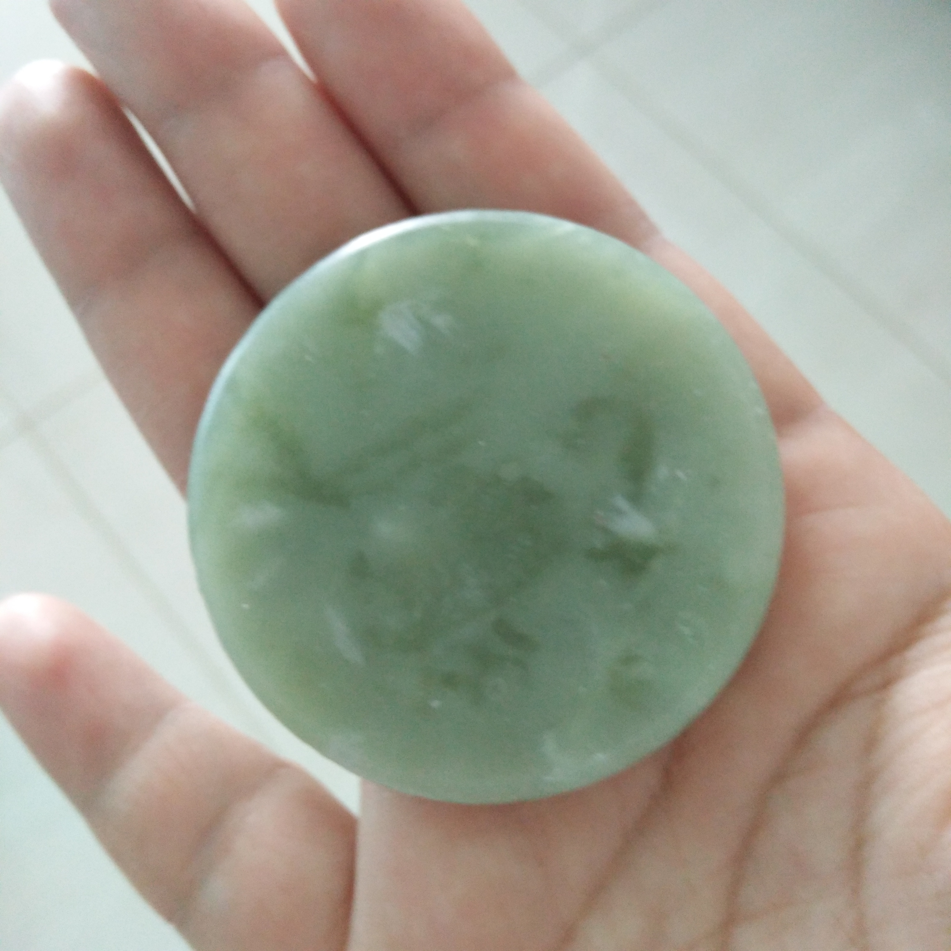 beautiful color natural material massage jade stone