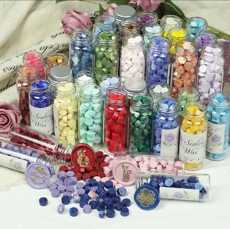 Glass Jar 60 Pcs Vintage Sealing Wax Tablet Pill Beads for Envelope Wax Seal