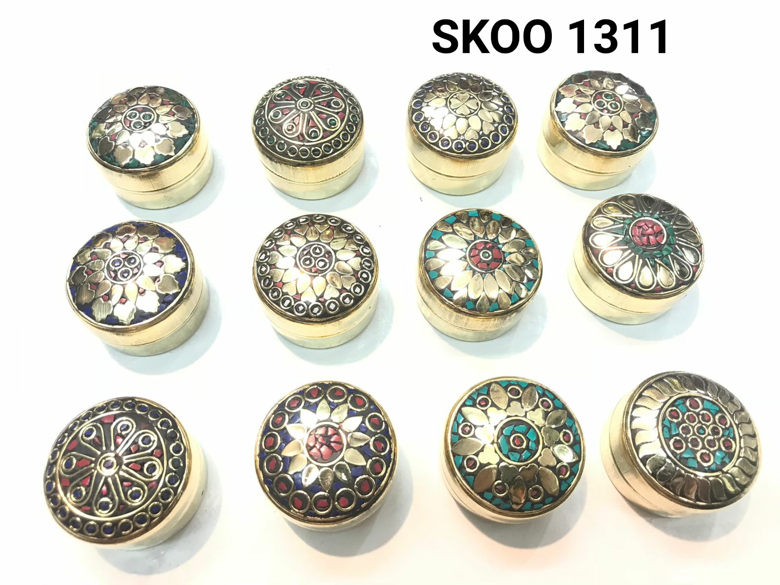 Wholesale Indian handicraft brass box round multi color box Indian boho creative hand made white metal box