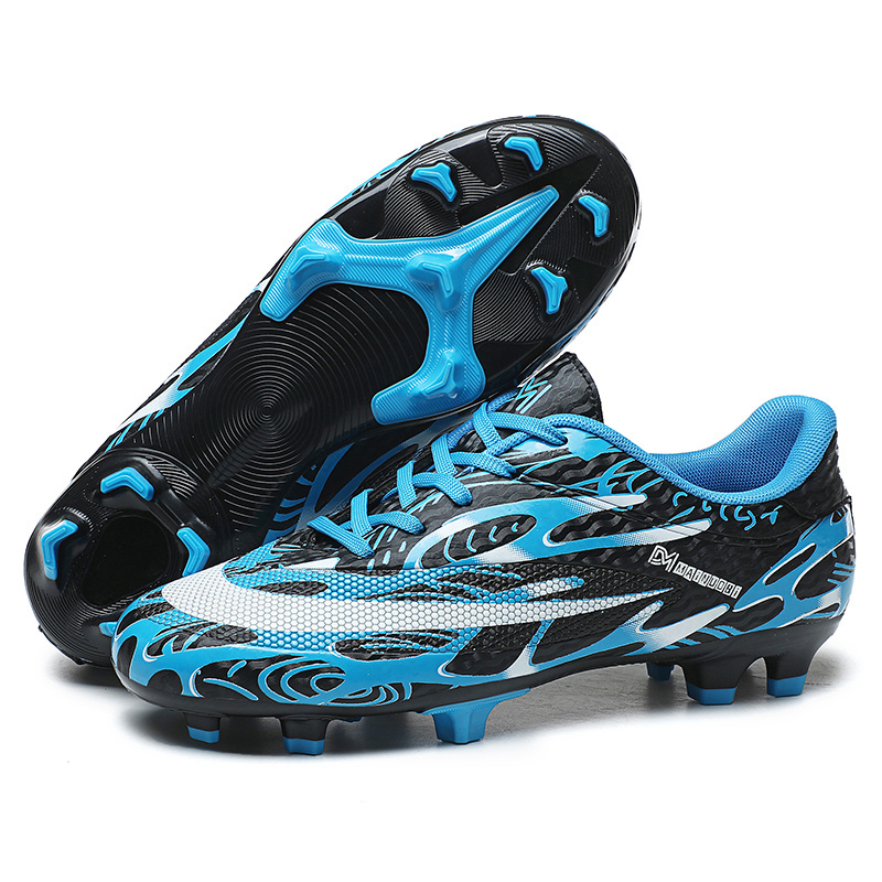 New Lace Up Professional Soccer Shoes Football Boots Comfortable Light Cleats Men Outdoor Soccer Shoes