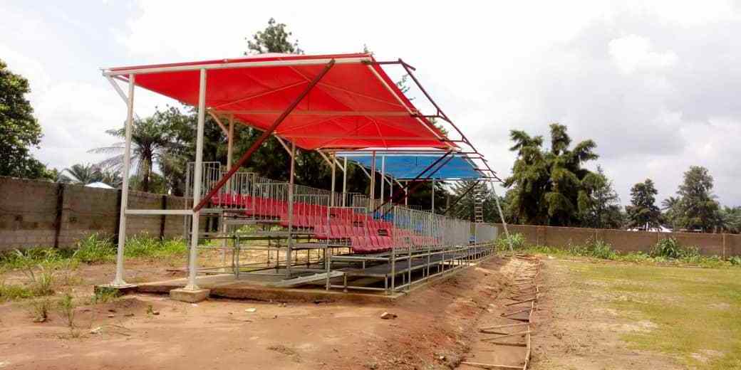 Fast build stadium arena  steel retractable bleacher for stadium grandstand seating