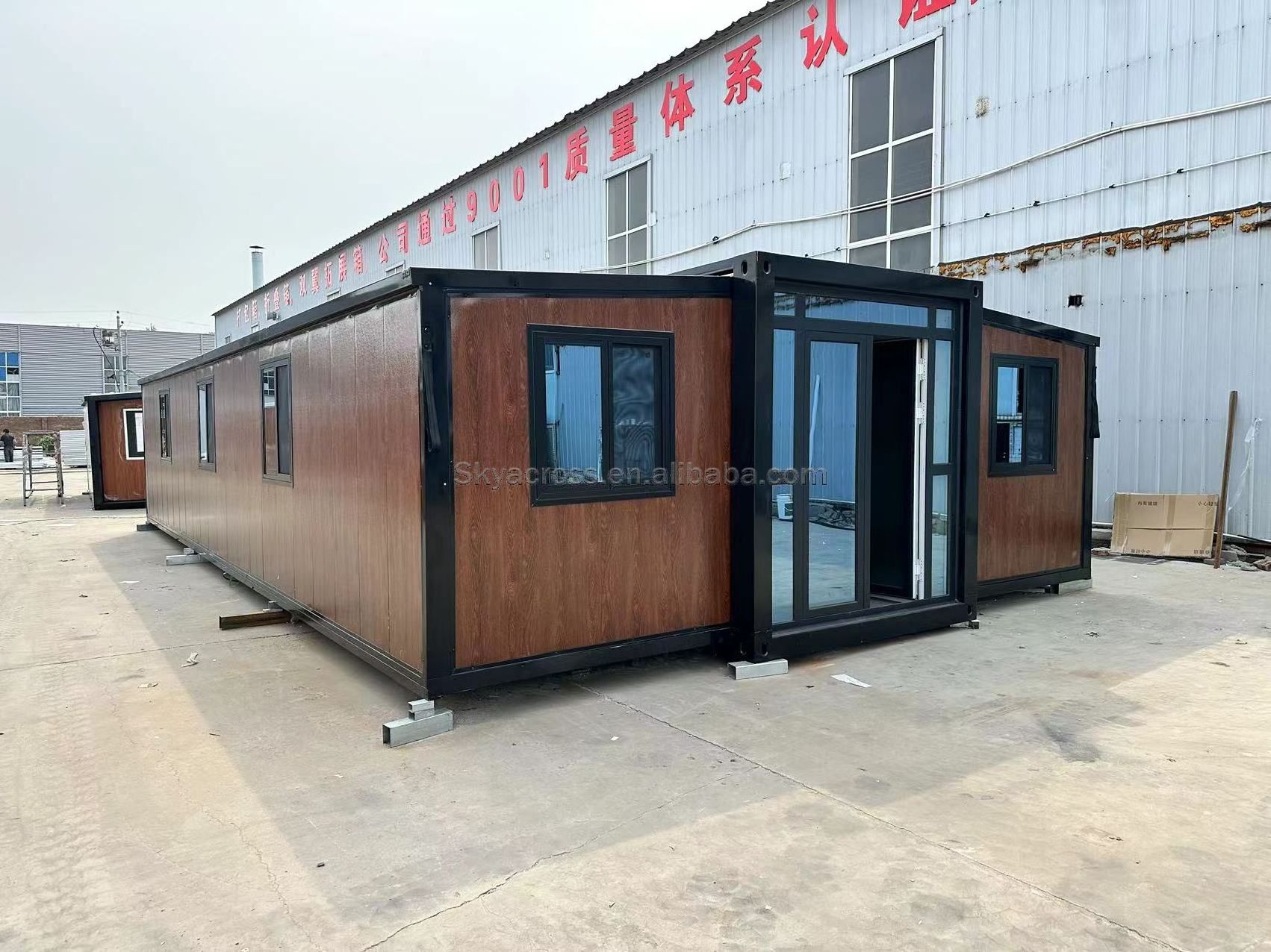 China shipping 20ft 40ft expandable container folding tiny house villa with full bathroom prefab homes