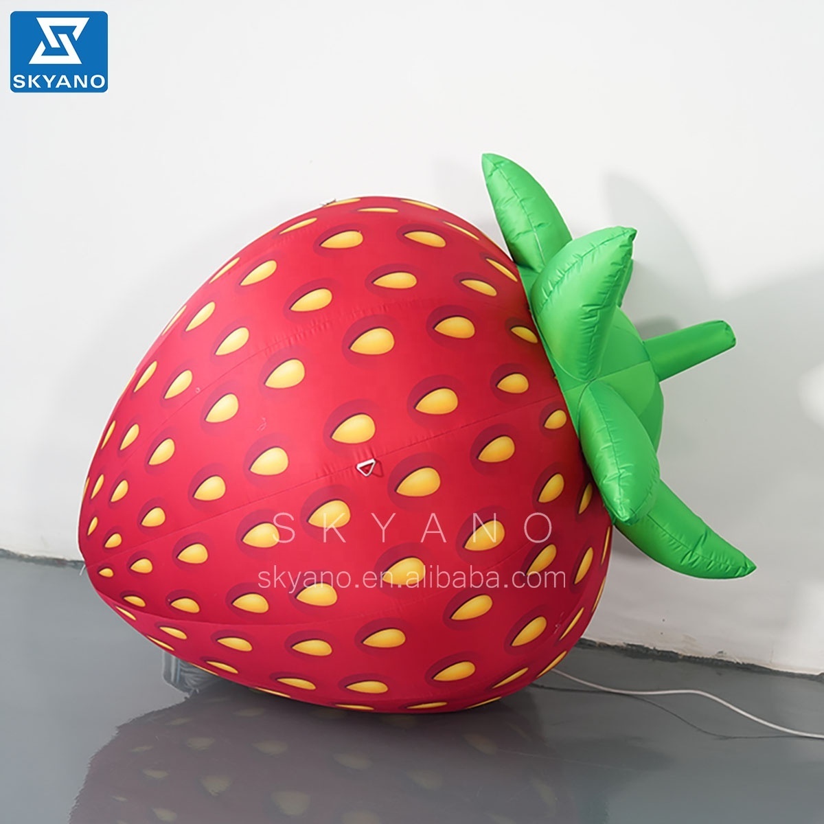 Inflatable Strawberry Advertising Promotion Model Giant Strawberry With LED Lights Simulated fruit model for sale