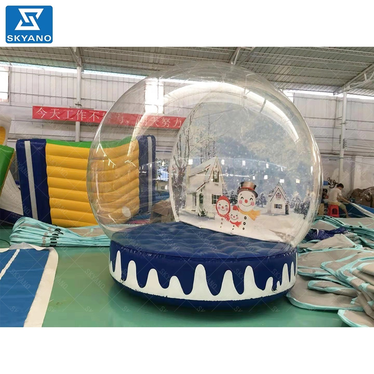 Inflatable snow globe photo booth, inflatable human size snow globe for Christmas