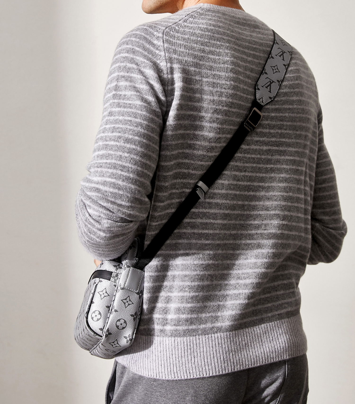 Square Fonda stock Unisex Stripe Thick Warm Wholesale Wool Knitted Pullover Sweater Cashmere.