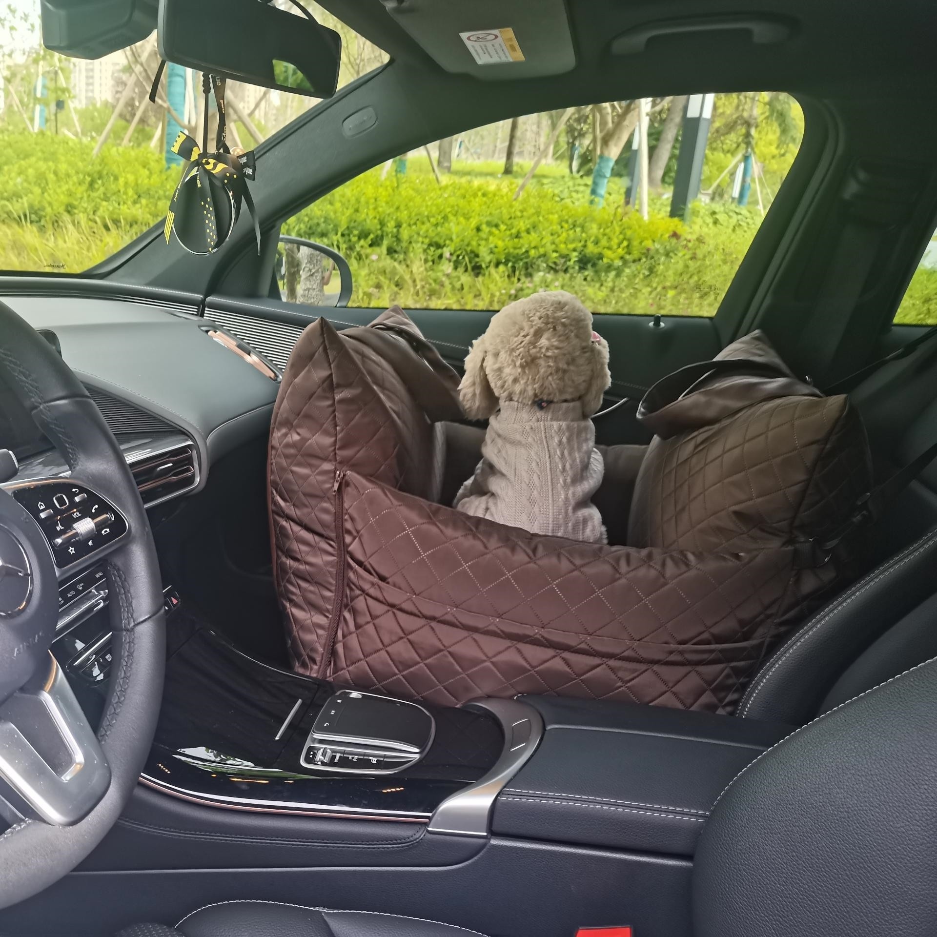 New Design Dog car seat Waterproof Dog Travel Bed Luxury Booster car seat Pet Carrier Bag with Customized Logo