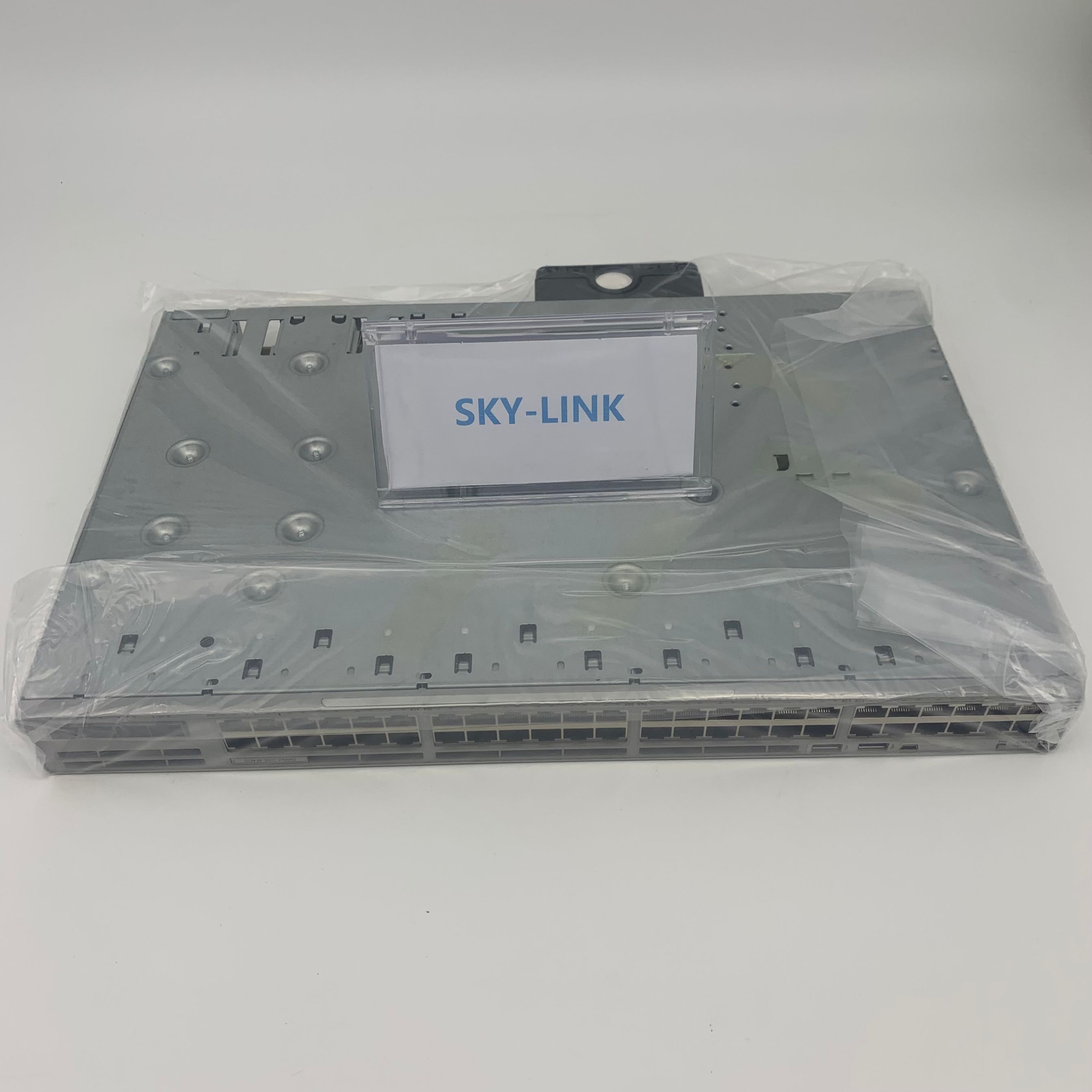 New Original 9300 series 48 Port POE switch C9300-48P-E