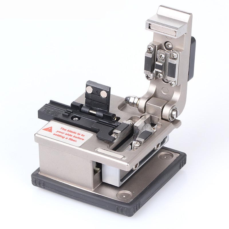 High precision 48,000 Times Cleaves fiber optic cleaver for optical fiber cleaver