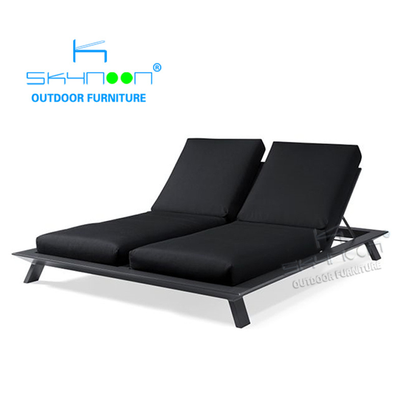 Black color double wide chaise lounge beach hotel powder coated aluminum double bed lounge outside durable sun lounger(33058)