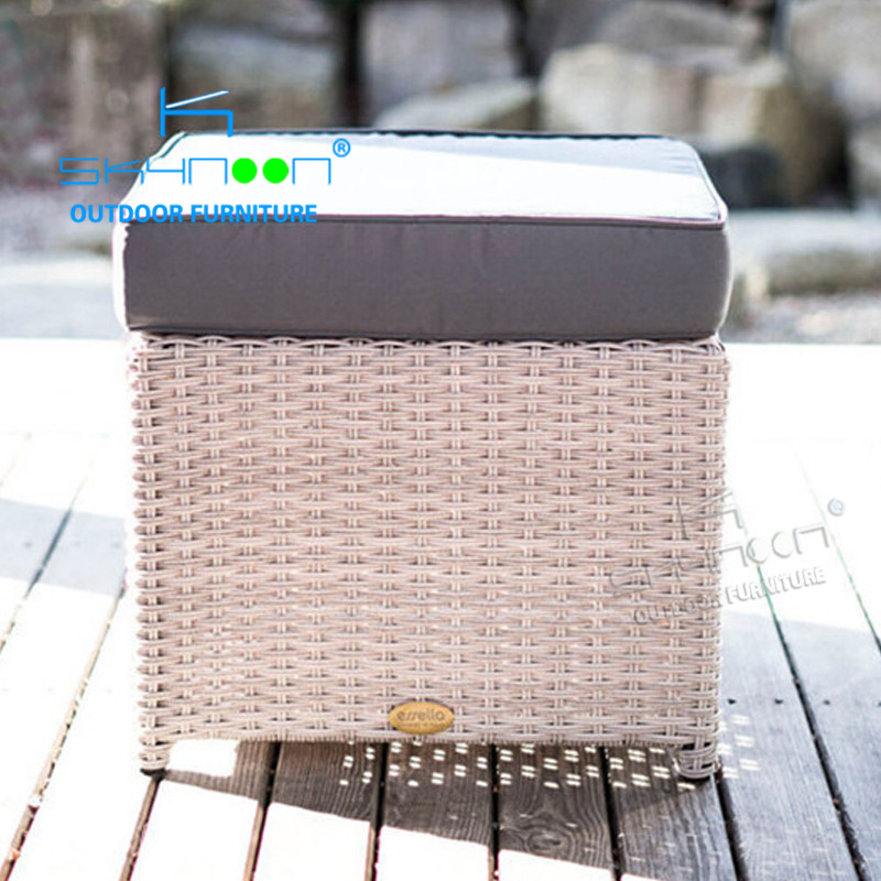 China manufacturer Design outdoor ottoman Lightweight Portable wicker ottoman Modern rattan ottoman(11074D)