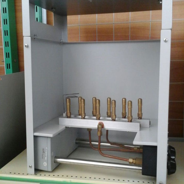 Carbon dioxide generator for greenhouse planting