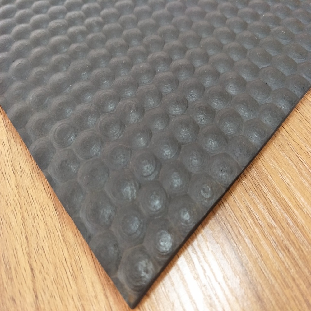 Black Horse Cow Rubber Stable Mat Coin Strips Variable Textures On Top 3mm Thick Horse Stable Matting Rubber Sheeting