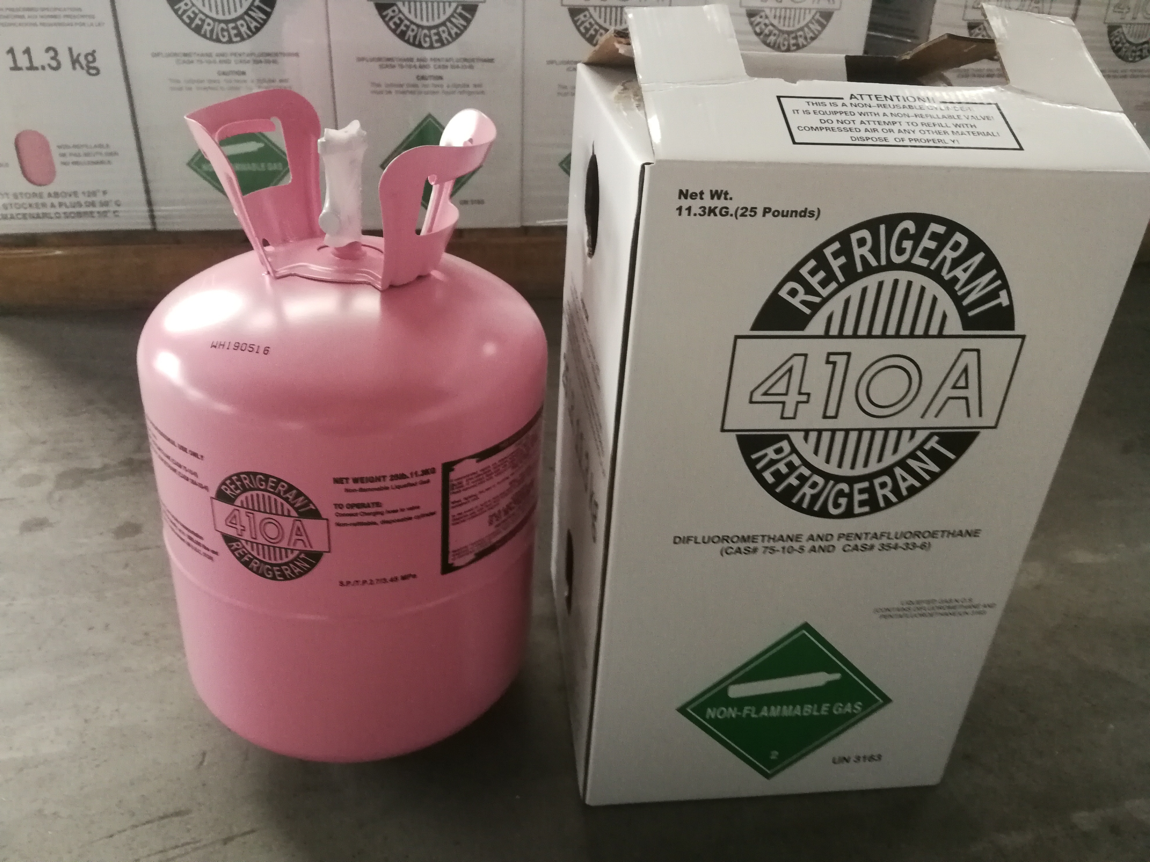 30lb/13.6kg disposable tank Car air conditioner gas HFC-134A &R-134A refrigerants