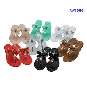 Wholesale 2020 new style jelly shoes candy color crystal jelly wedge heel flip flop with bows jelly flip flop for womens