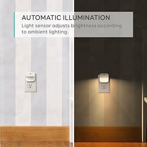 Hot Sellers Plug In LED Night Light with Motion Sensor Wall Plug Night Lamp