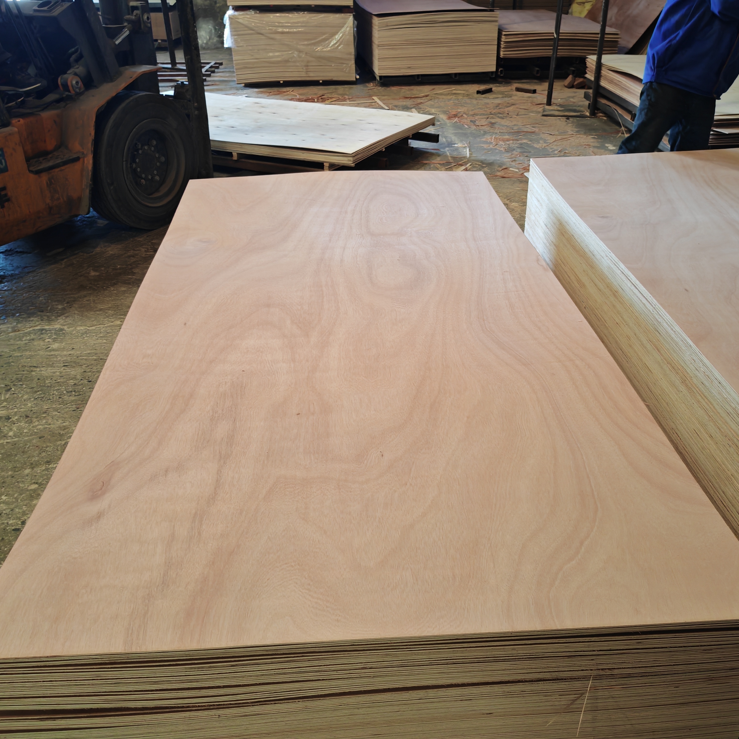 7.5mm 9mm 12mm 15mm 18mm 6mm thick okoume commercial marine faced plywood prices sheet with okoume veneer