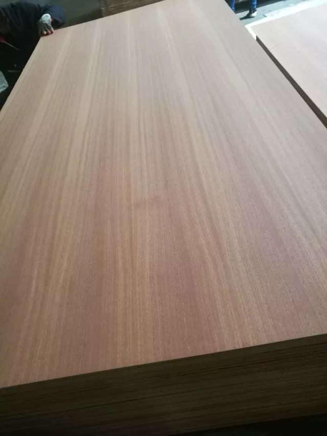 high quality pine/ash/cherry/maple/oak/walnut/teak veneer plywood/fancy plywood