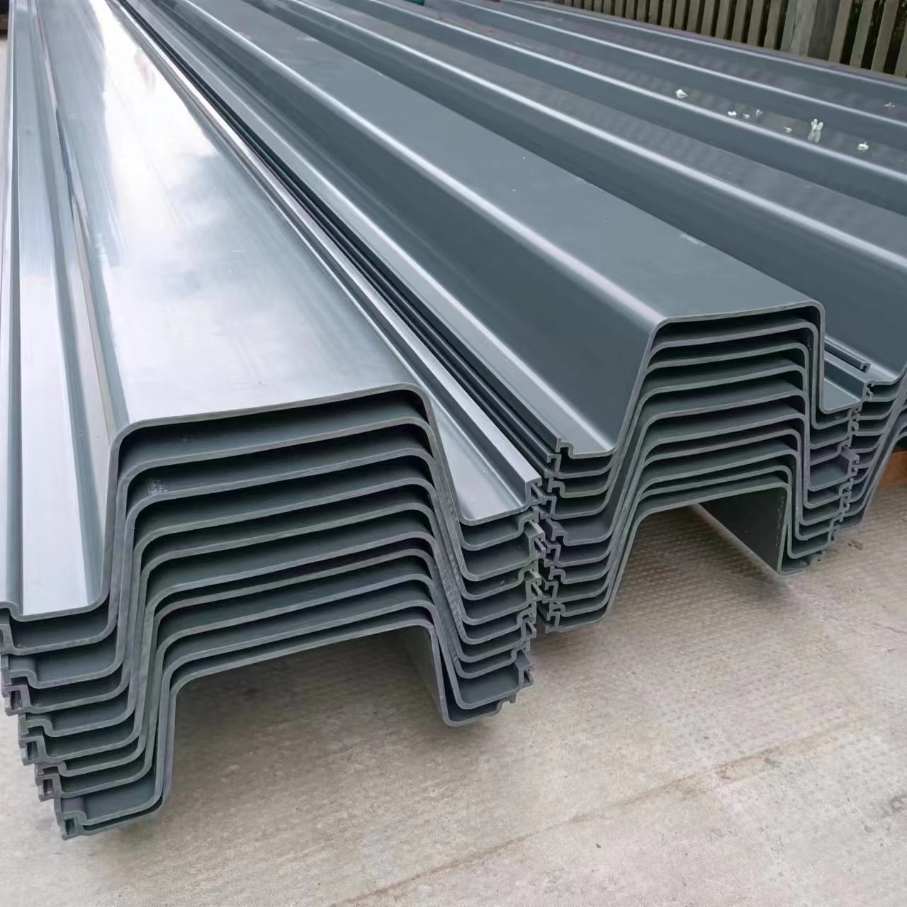 Factory direct sale U Type PVC multilock synthetic sheet piling Vinyl retaining walls Vinyl seawall for water control