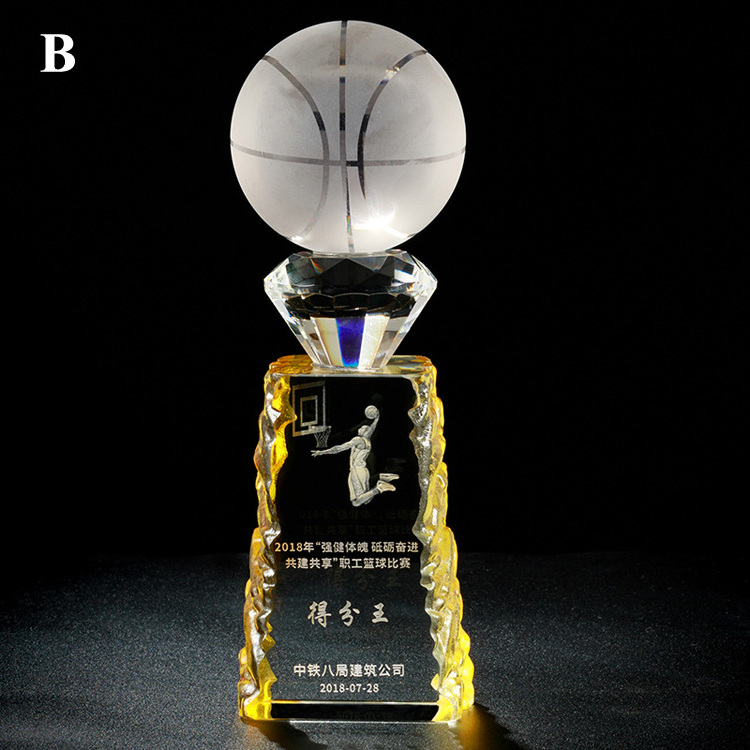 Wholesale Exquisite Decoration Customs Crystal Business Gifts Player Sports Award Basketball Crystal Trophy