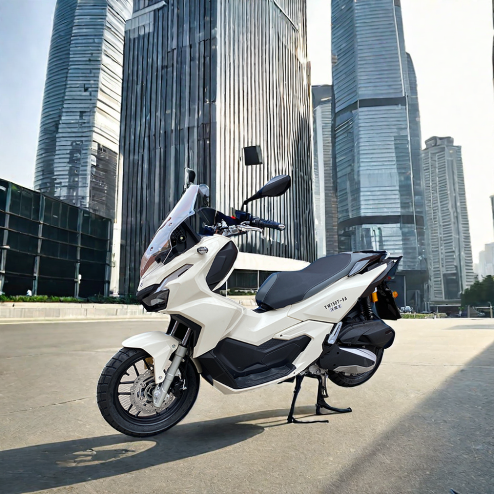 EEC Certified 150cc Locin Engine Gas Scooter Bosch EFI Water Cooled Max Speed 105km/h Direct from China Factory