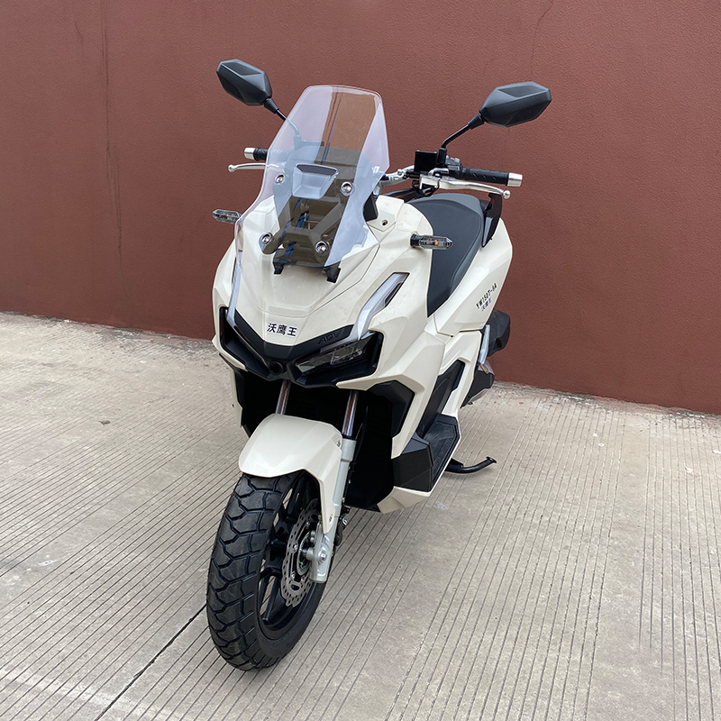 EEC Certified 150cc Locin Engine Gas Scooter Bosch EFI Water Cooled Max Speed 105km/h Direct from China Factory