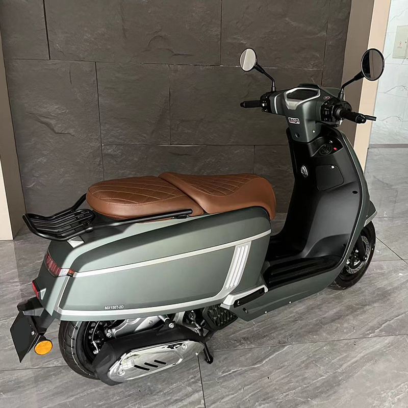 Most popular Gas scooter Wholesale Market 150cc Gas Motor with Water-cooled EFI system for Adult