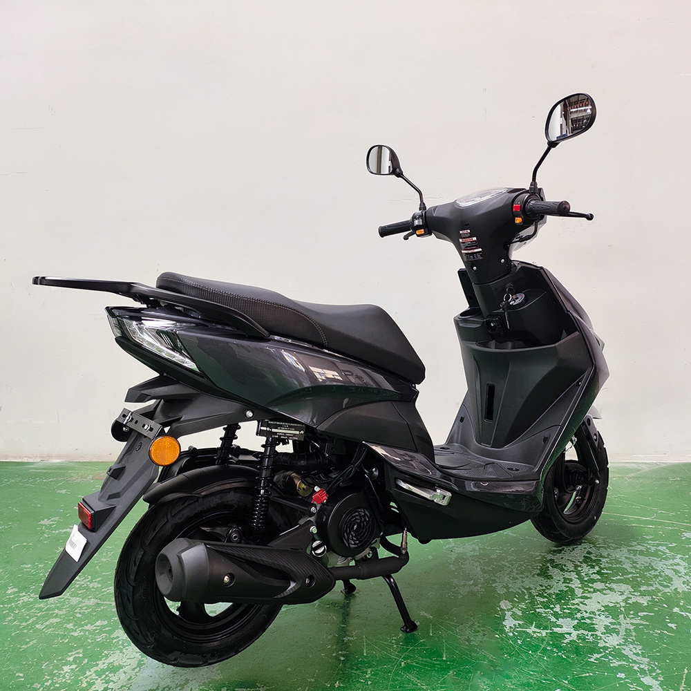 50cc single cylinder four-stroke two-wheel gasoline motorcycle 50cc scooters EPA EEC certified gasoline scooter wholesale