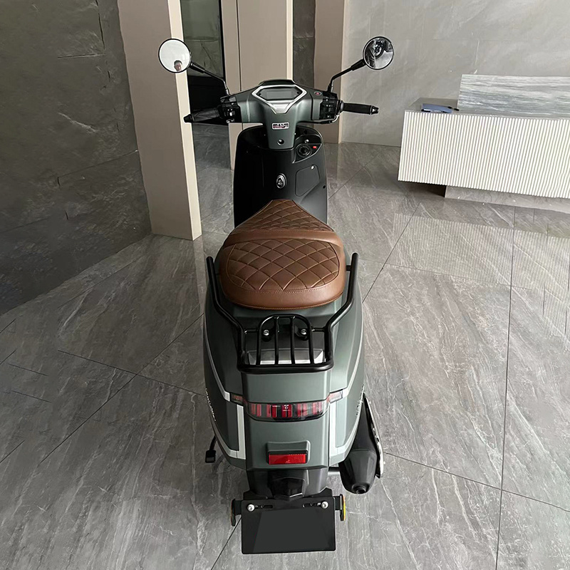 Most popular Gas scooter Wholesale Market 150cc Gas Motor with Water-cooled EFI system for Adult