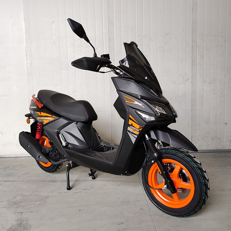 150cc Gasoline Scooter from Chinese Factory Durable Motorcycle Motos a Gasoline Scooters