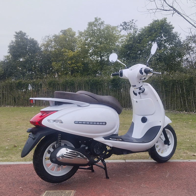 Wholesale LG150cc Gas Scooters from China Factory Max Speed 85km/h Air Cooled Engine with EFI System