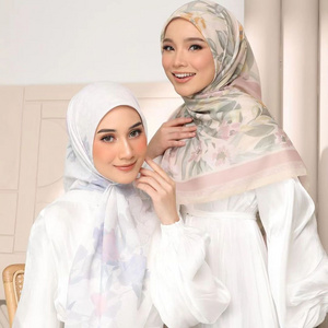 New Design Floral Print cotton voile  Malaysia Women Muslim Scarf printed voile square scarf hijab