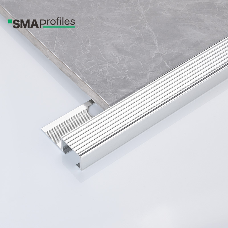 Foshan Supplier SMA Anti Slip Stair Nosing Easy Installation OEM Logo Stainless Steel Stair Nosing Trims Tile Profiles