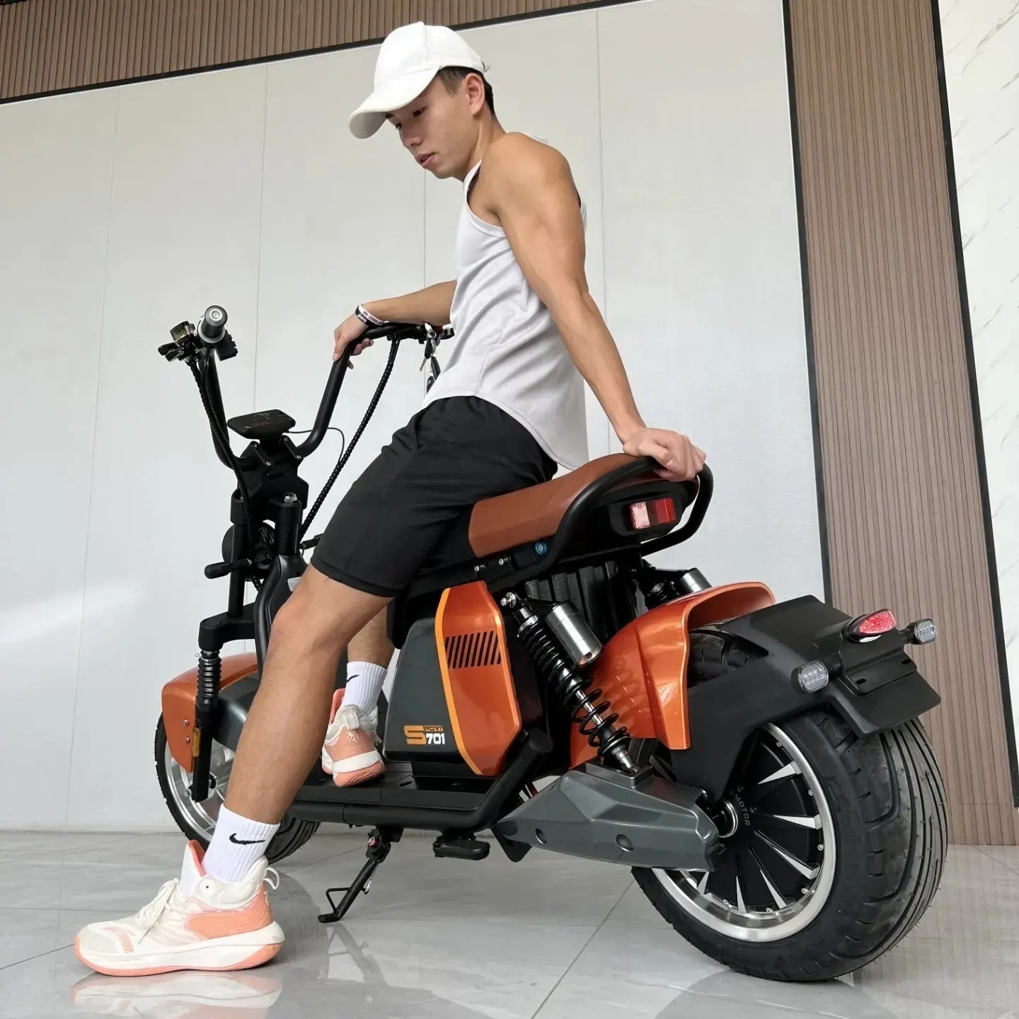 China Factory 3000w  New Model Long range Low Step off road with lithium battery electric motorcycle scooter